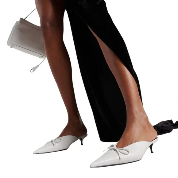 BALENCIAGA Knife Bow Arena Lambskin Leather Mules in White Size 39 - Picture 4 of 14